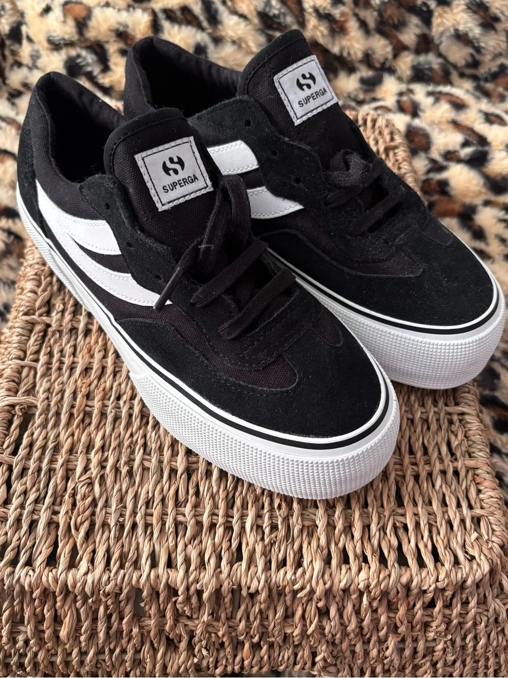 Superga Women’s Black and White Suede Low-Top Sneakers Sz 7.5